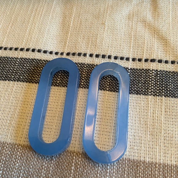 BURBERRY - Chain Link Earrings In Palladio Blue - Picture 6 of 9